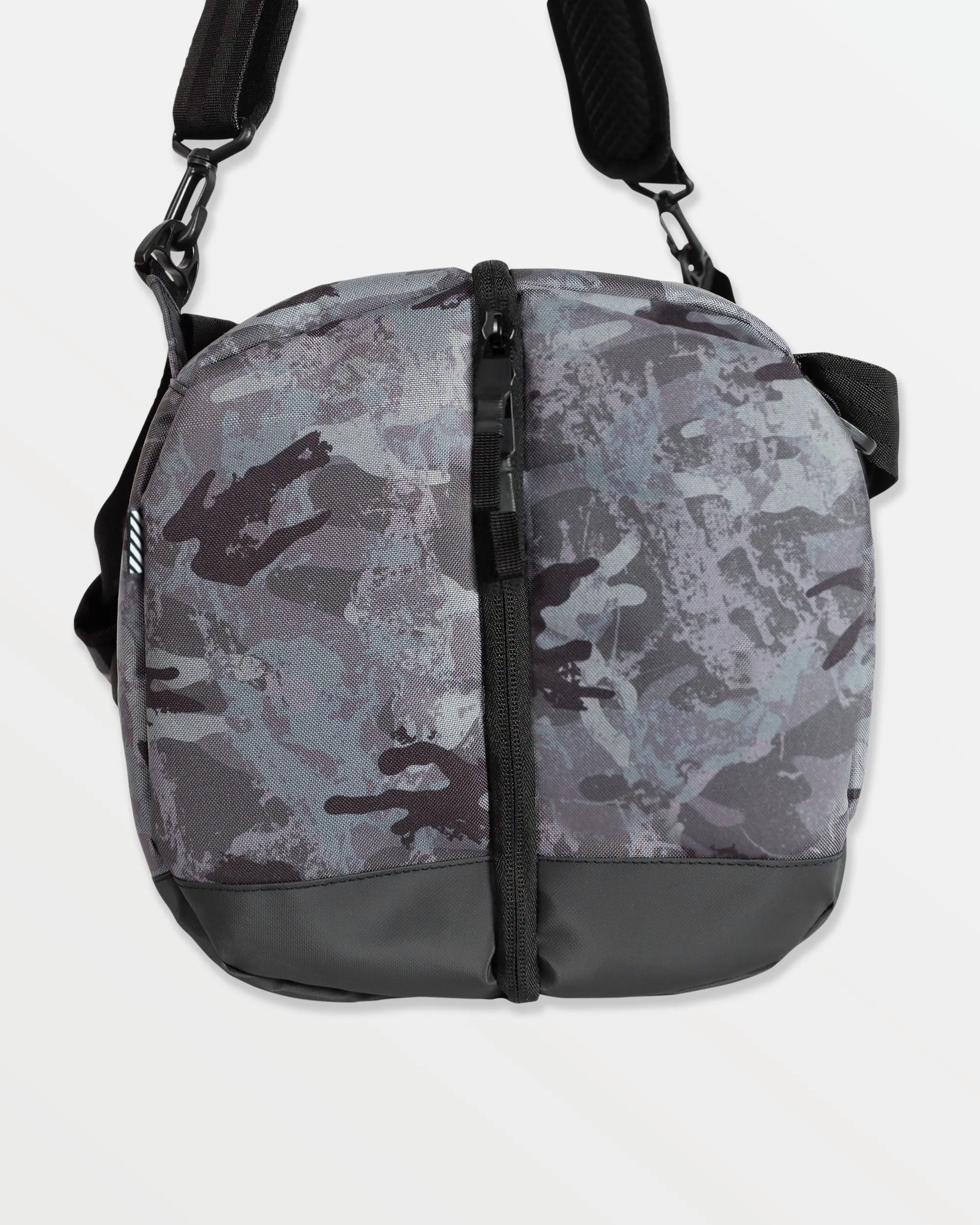 Altitude Travel Duffel - Grey