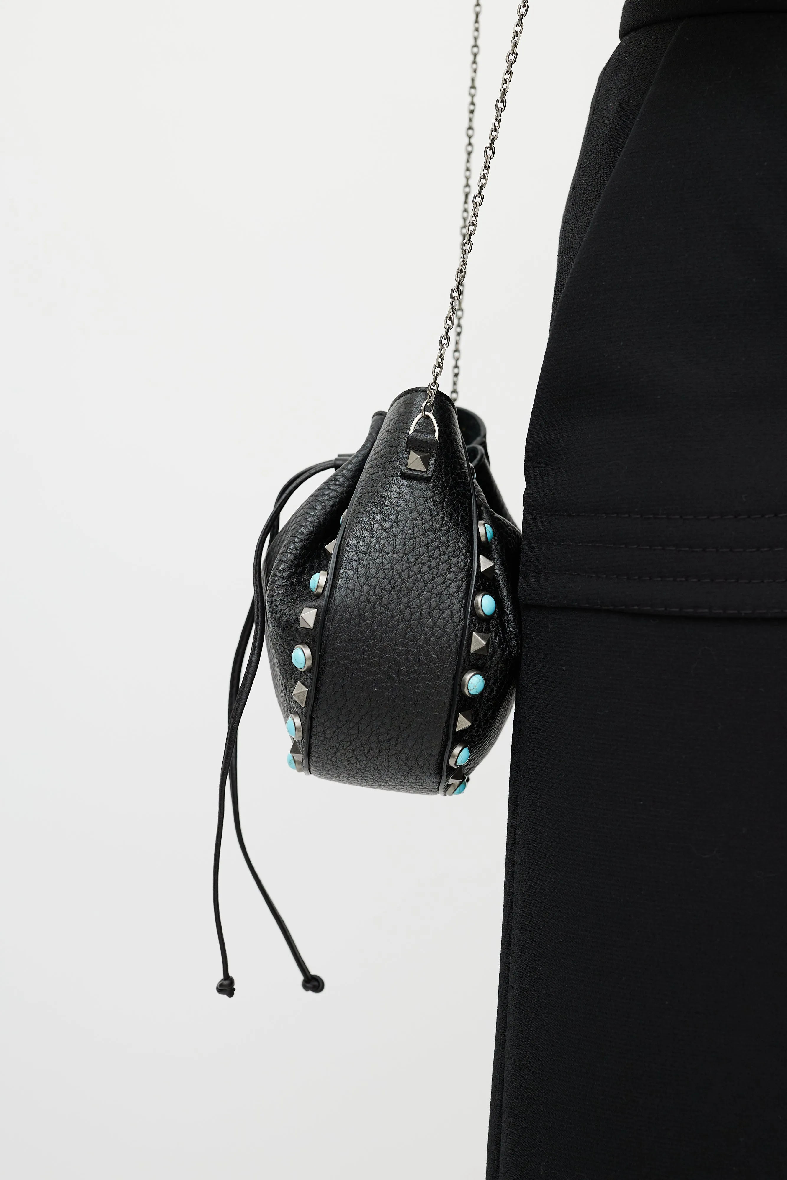 Black Rockstud Rolling Drawstring Crossbody Bag