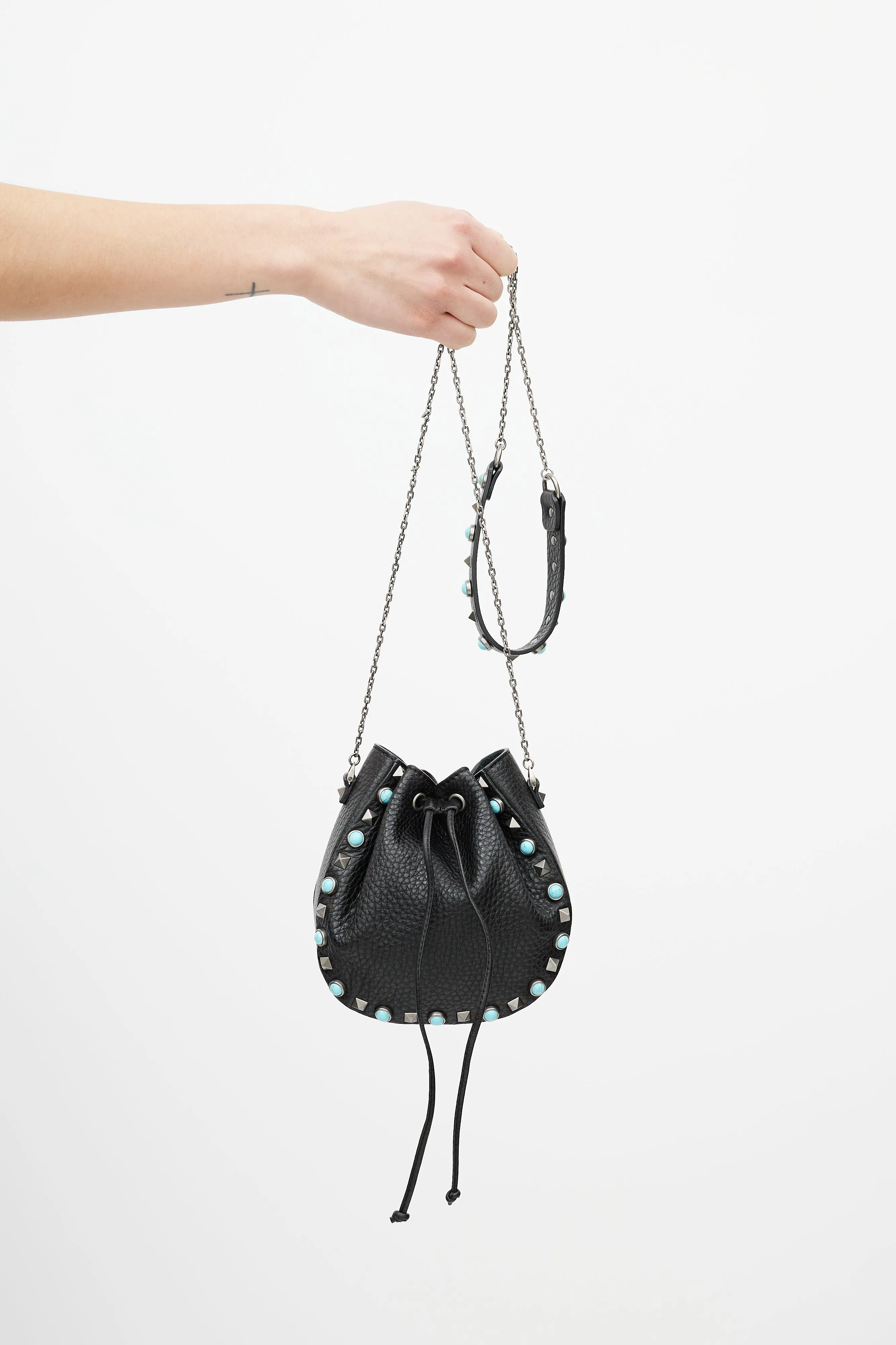 Black Rockstud Rolling Drawstring Crossbody Bag
